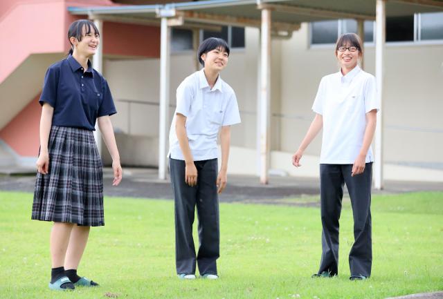 宮崎県立高３校性別区別なし 学生服選択制 - Miyanichi e-press