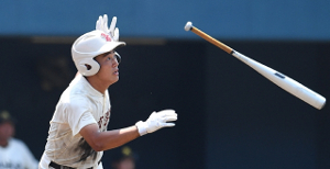 【写真】【準々決勝・日南学園－都城東】２安打３打点で逆転勝利に貢献した日南学園の坂元